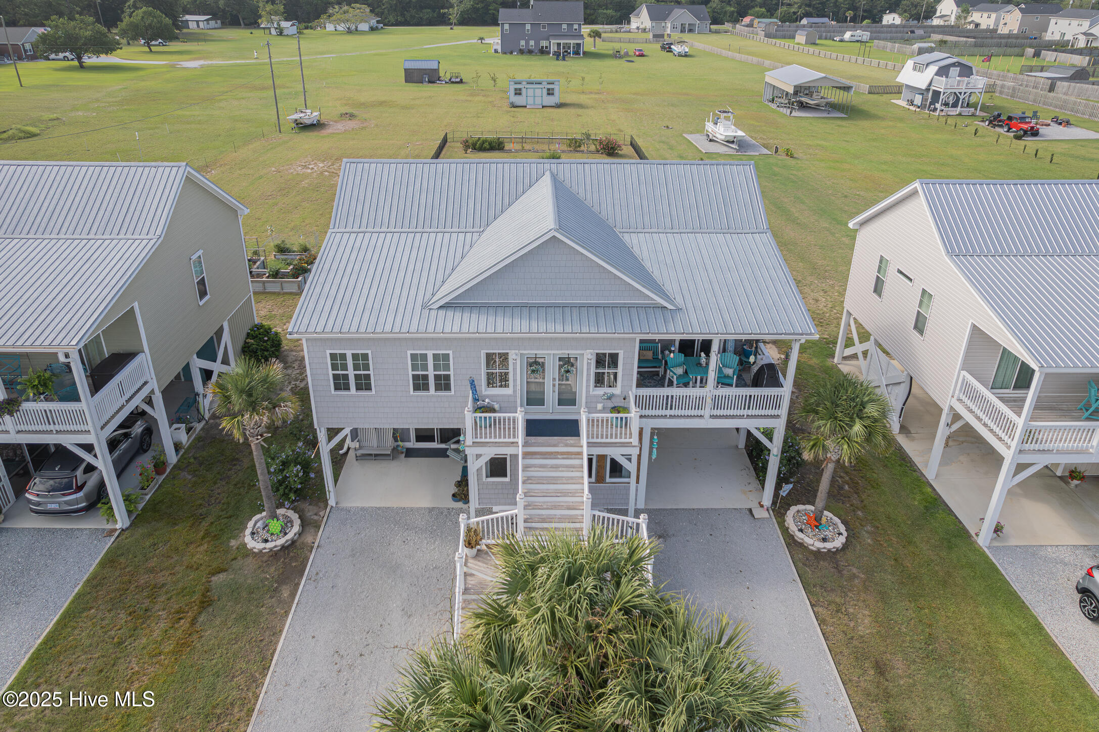 Hubert, North Carolina, 28539, United States, 4 Bedrooms Bedrooms, ,3 BathroomsBathrooms,Residential,For Sale,1974043