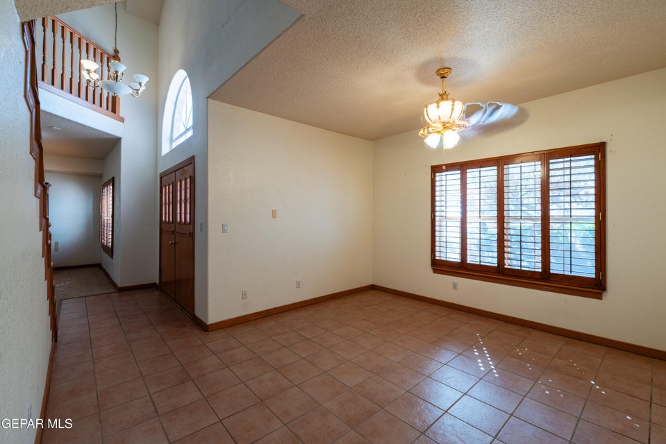 El Paso, Texas, 79934, United States, 4 Bedrooms Bedrooms, ,4 BathroomsBathrooms,Residential,For Sale,1978483
