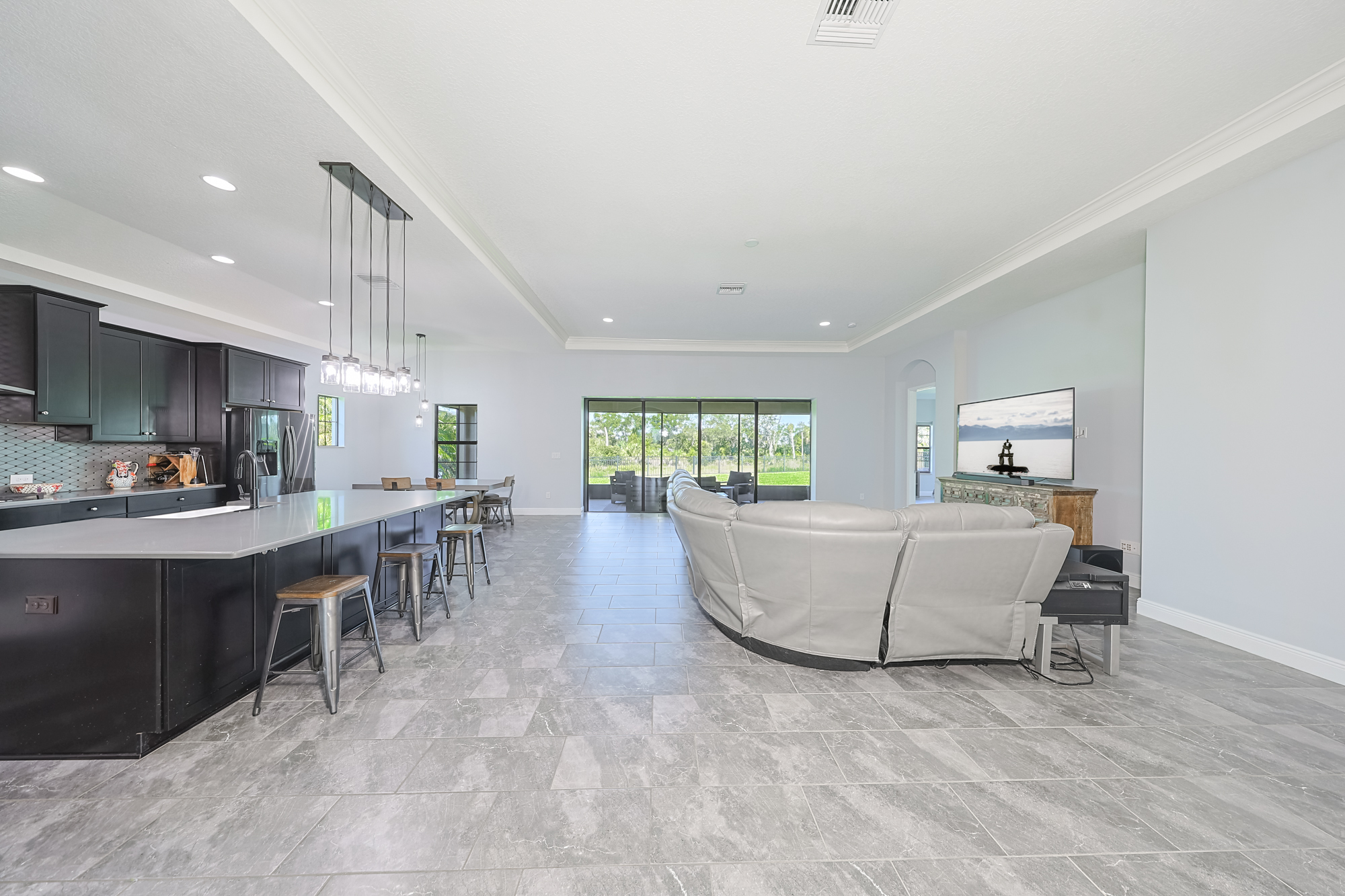 Apollo Beach, Florida, 33572, United States, 4 Bedrooms Bedrooms, ,3 BathroomsBathrooms,Residential,For Sale,1990222