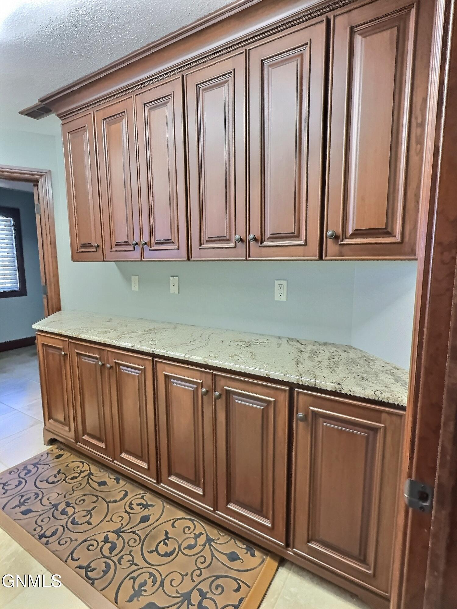 Bismarck, North Dakota, 58501, United States, 4 Bedrooms Bedrooms, ,4 BathroomsBathrooms,Residential,For Sale,2038873