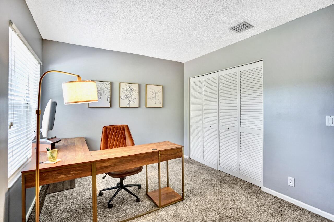Lake Worth, Florida, 33463, United States, 3 Bedrooms Bedrooms, ,3 BathroomsBathrooms,Residential,For Sale,1940163