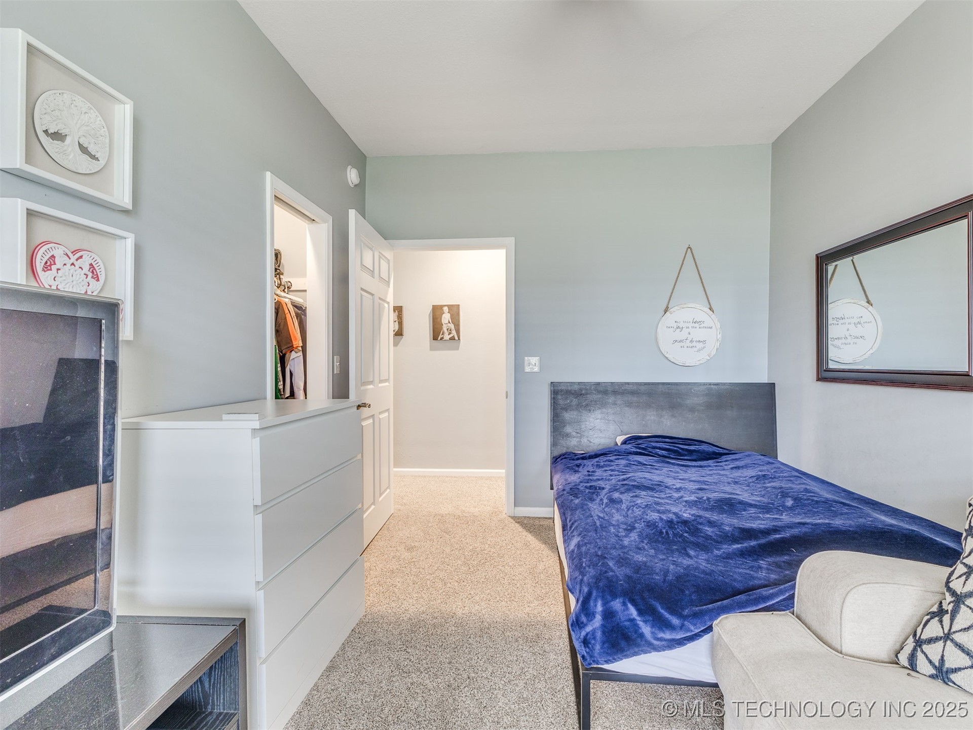 Mounds, Oklahoma, 74047, United States, 4 Bedrooms Bedrooms, ,4 BathroomsBathrooms,Residential,For Sale,1985246