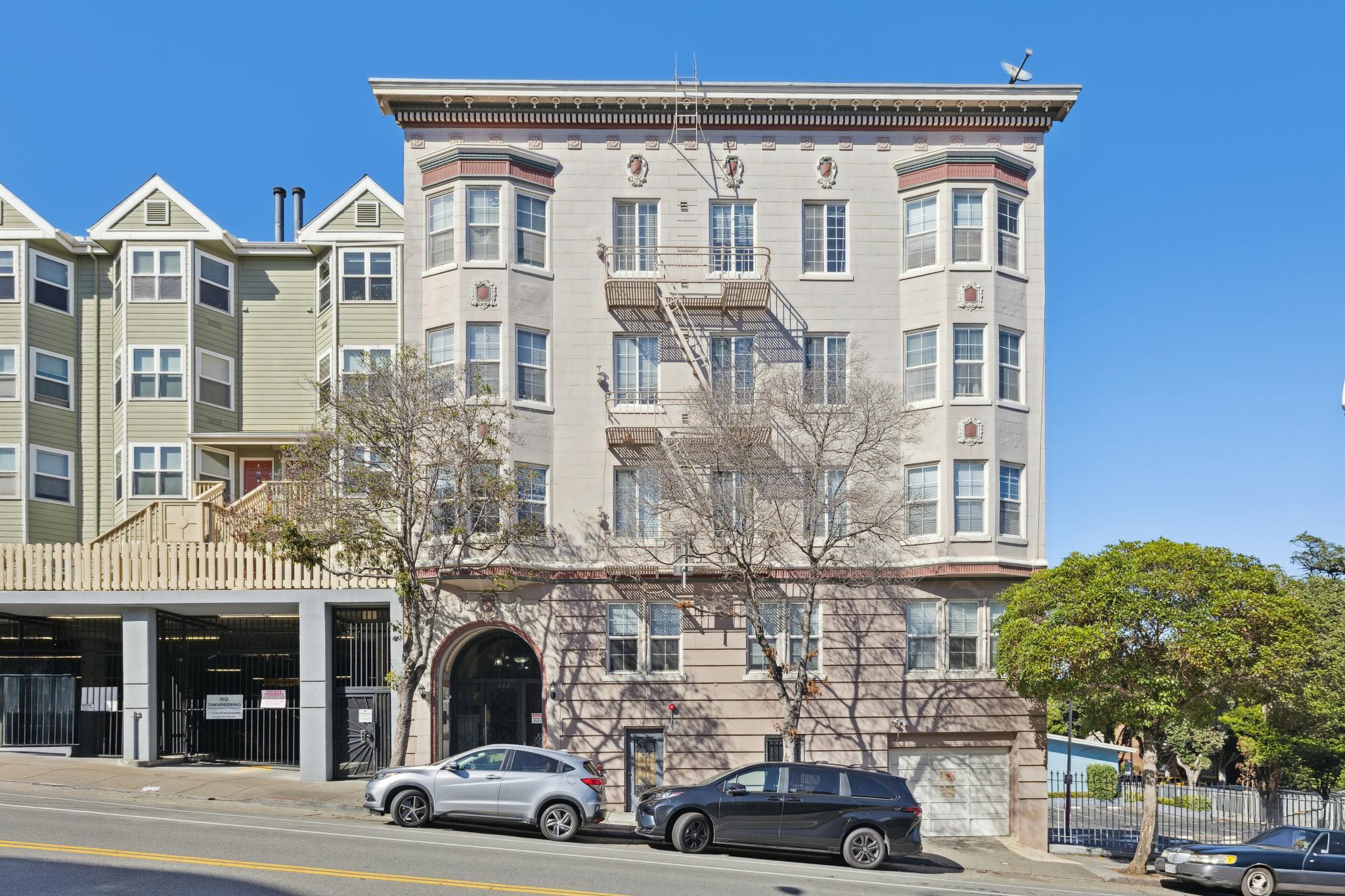San Francisco, California, 94117, United States, 24 Bedrooms Bedrooms, ,Residential,For Sale,1995943