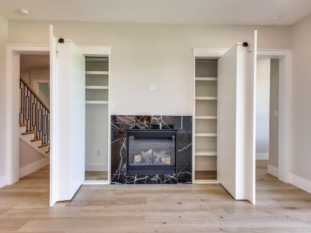 Gunter, Texas, 75058, United States, 5 Bedrooms Bedrooms, ,4 BathroomsBathrooms,Residential,For Sale,1925272