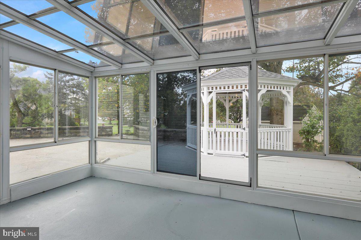 Lebanon, Pennsylvania, 17042, United States, 5 Bedrooms Bedrooms, ,4 BathroomsBathrooms,Residential,For Sale,1965418