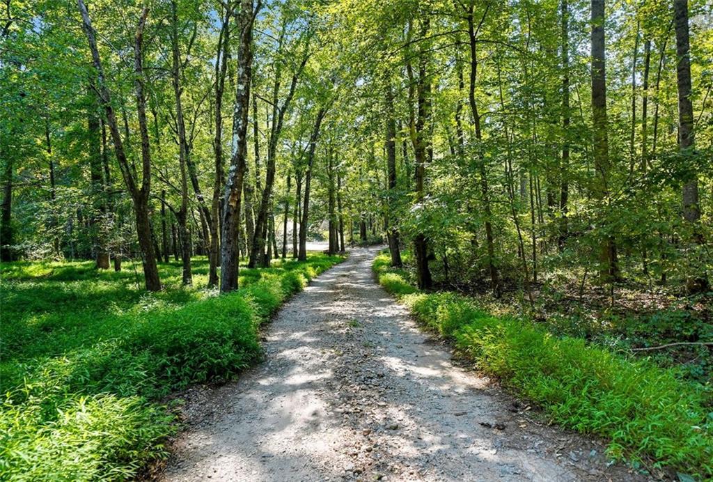 Douglasville, Georgia, 30135, United States, 3 Bedrooms Bedrooms, ,2 BathroomsBathrooms,Residential,For Sale,1947775