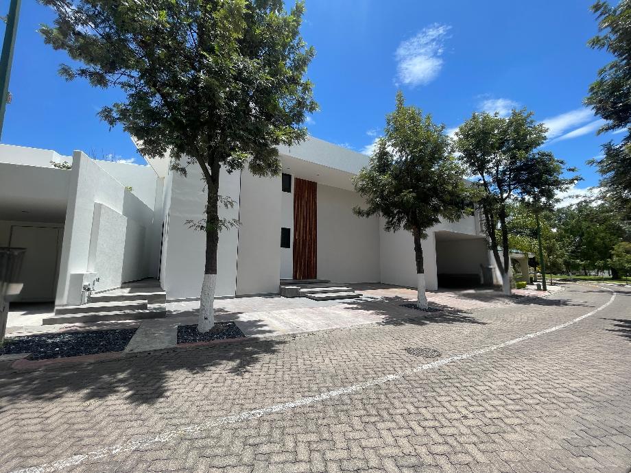 Aguascalientes, Aguascalientes, 20138, Mexico, 1 Bedroom Bedrooms, ,5 BathroomsBathrooms,Residential,For Sale,1917366
