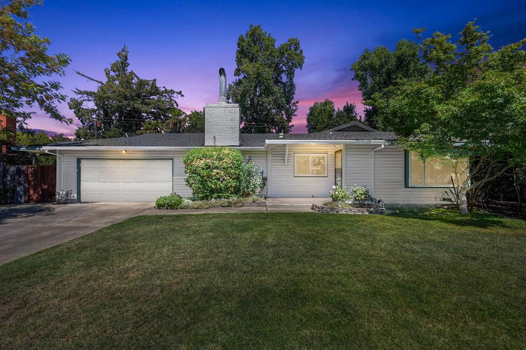Roseville, California, 95678, United States, 3 Bedrooms Bedrooms, ,2 BathroomsBathrooms,Residential,For Sale,1940546