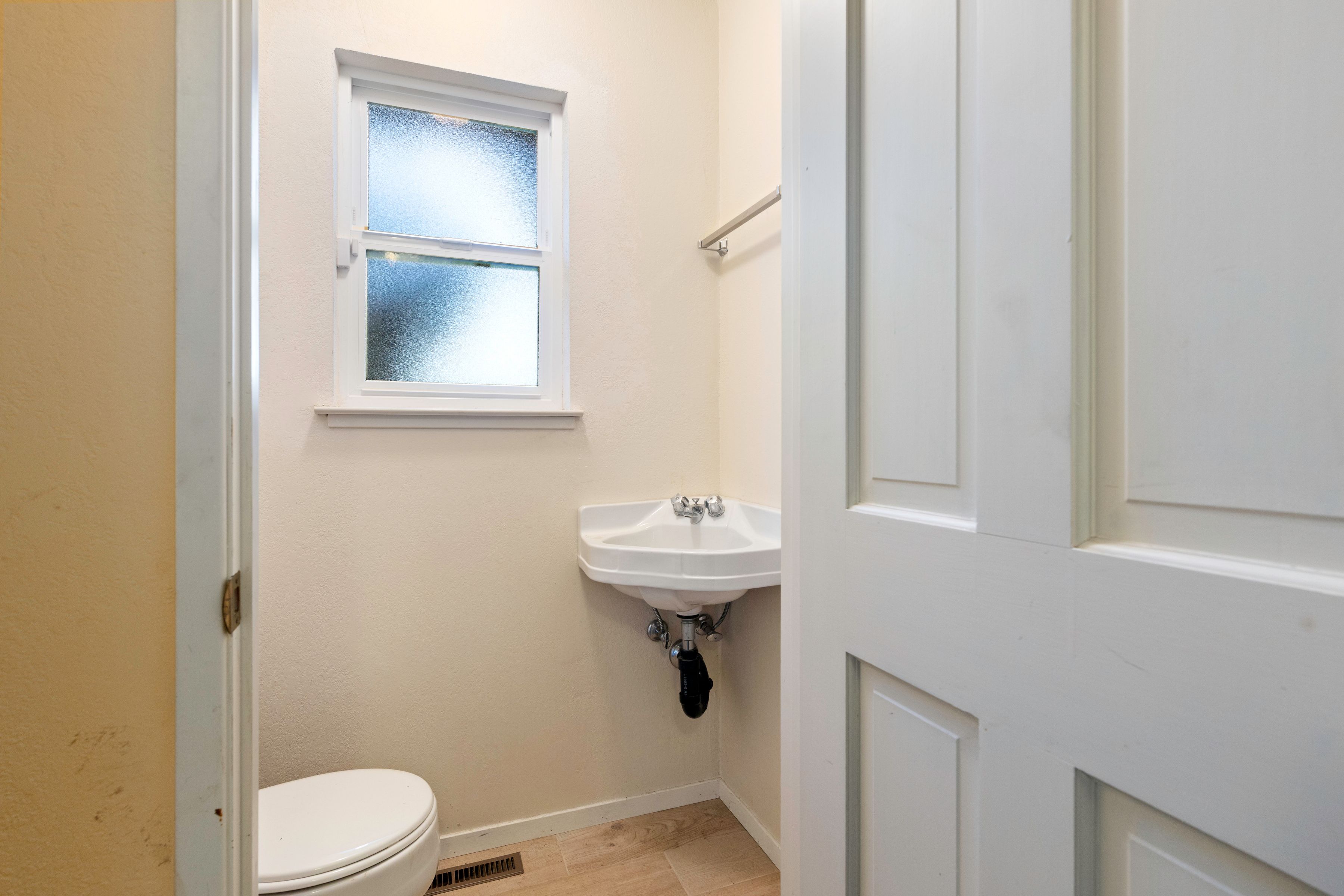  4962 Gaddy Lane - 物件實景