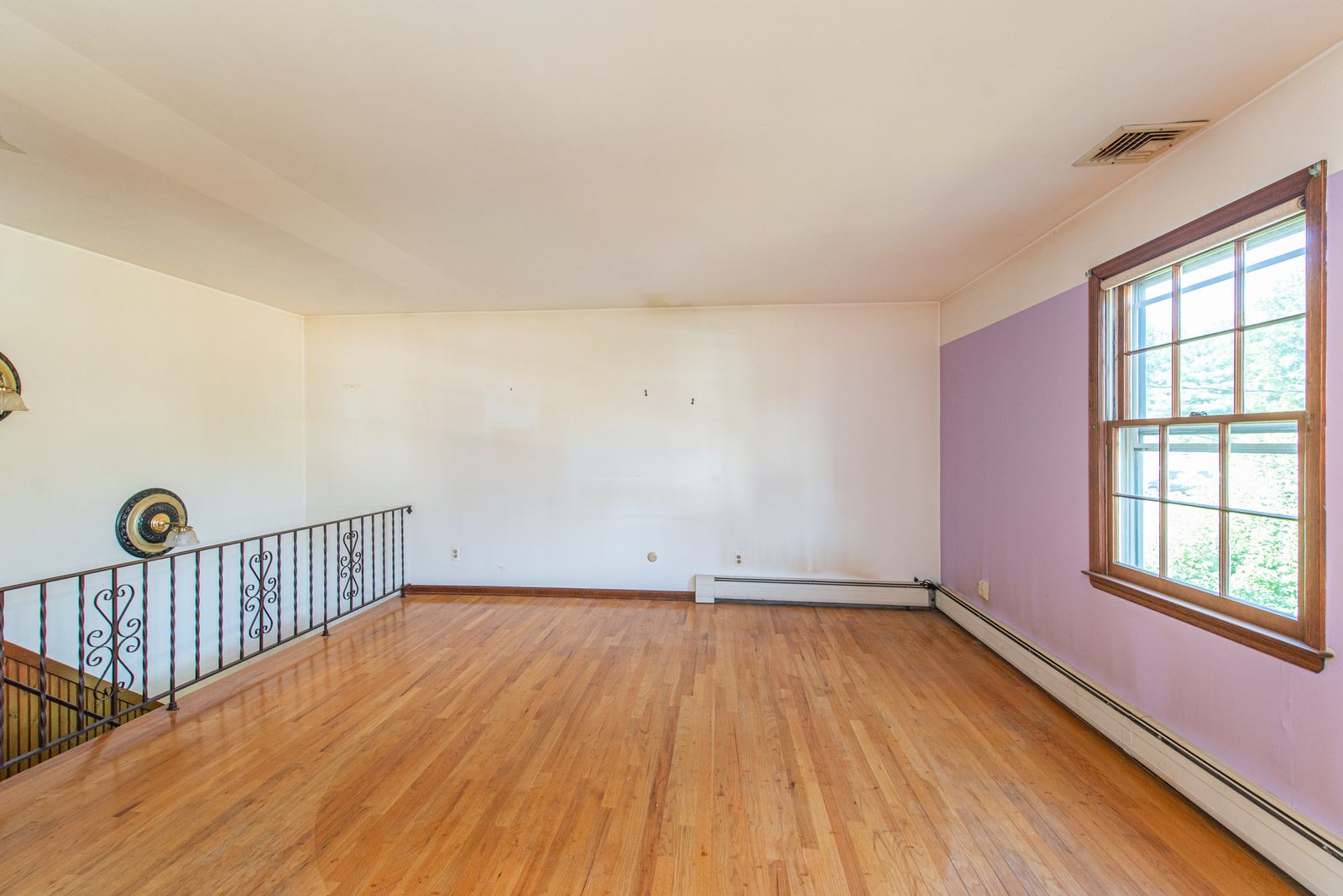 Fairfield, New Jersey, 07004, United States, 3 Bedrooms Bedrooms, ,2 BathroomsBathrooms,Residential,For Sale,1938096
