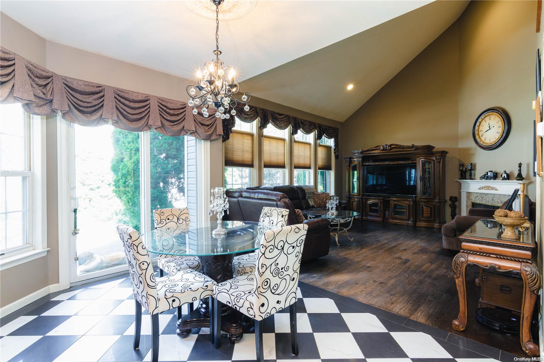 Smithtown, New York, 11787, United States, 4 Bedrooms Bedrooms, ,3 BathroomsBathrooms,Residential,For Sale,1728654
