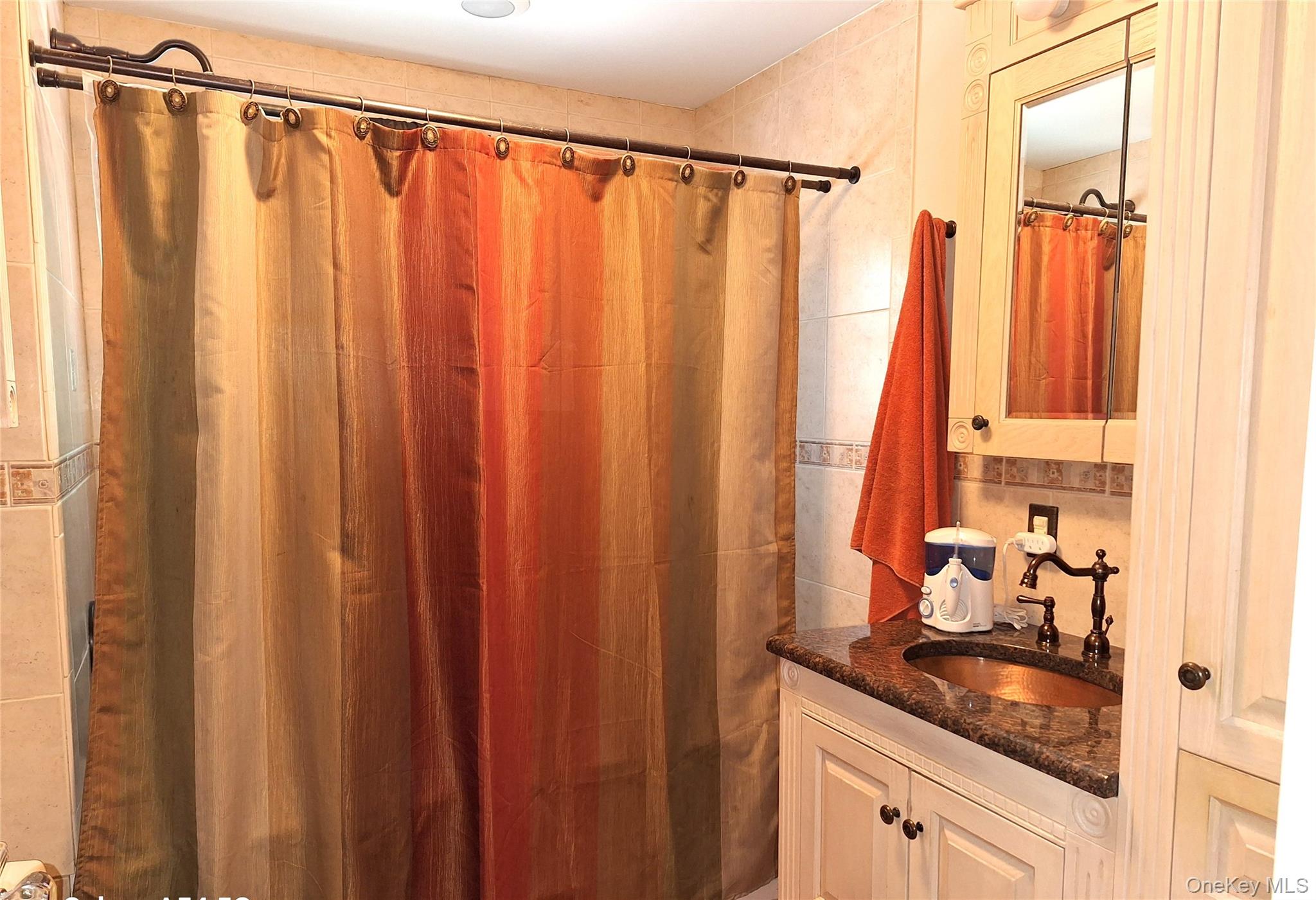 Woodhaven, New York, 11421, United States, 4 Bedrooms Bedrooms, ,2 BathroomsBathrooms,Residential,For Sale,2048228
