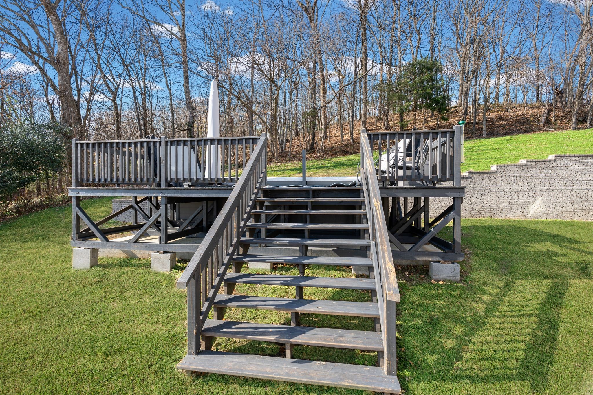 Lewisburg, Tennessee, 37091, United States, 4 Bedrooms Bedrooms, ,3 BathroomsBathrooms,Residential,For Sale,1999662