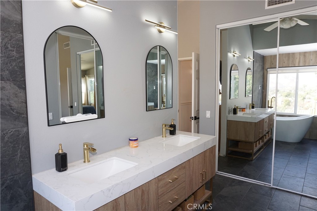 Corona, California, 92879, United States, 4 Bedrooms Bedrooms, ,3 BathroomsBathrooms,Residential,For Sale,1874942