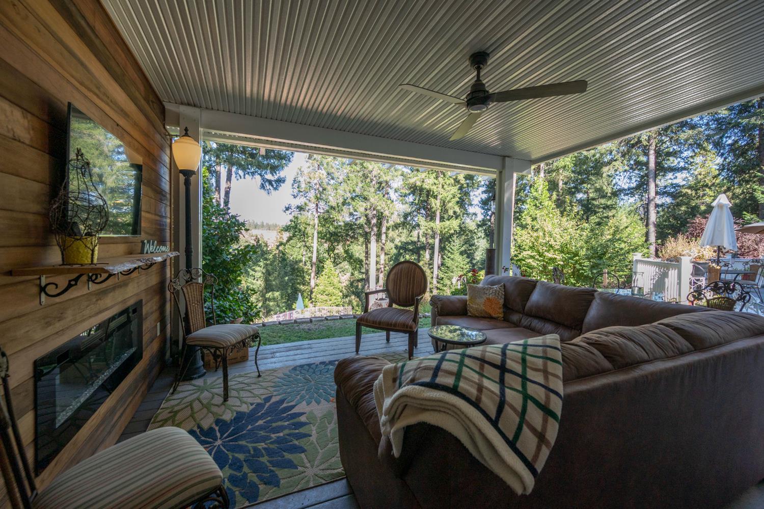 Camino, California, 95709, United States, 3 Bedrooms Bedrooms, ,4 BathroomsBathrooms,Residential,For Sale,1893476
