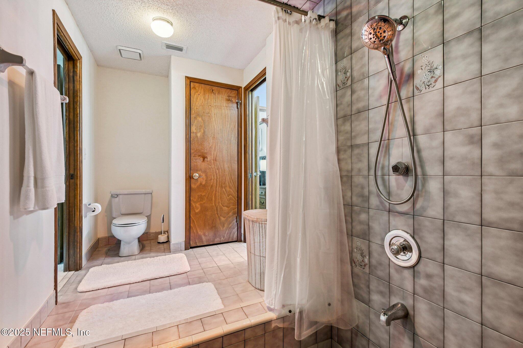Middleburg, Florida, 32068, United States, 4 Bedrooms Bedrooms, ,5 BathroomsBathrooms,Residential,For Sale,1941824