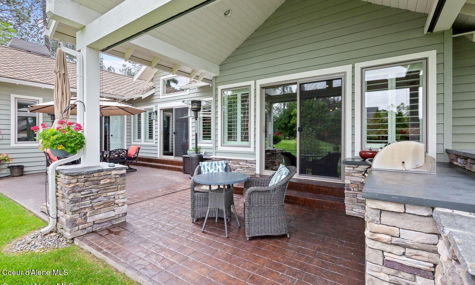 Hayden Lake, Idaho, 83835, United States, 4 Bedrooms Bedrooms, ,5 BathroomsBathrooms,Residential,For Sale,1990464