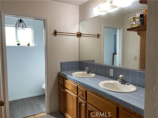 Coarsegold, California, 93614, United States, 4 Bedrooms Bedrooms, ,3 BathroomsBathrooms,Residential,For Sale,1983290