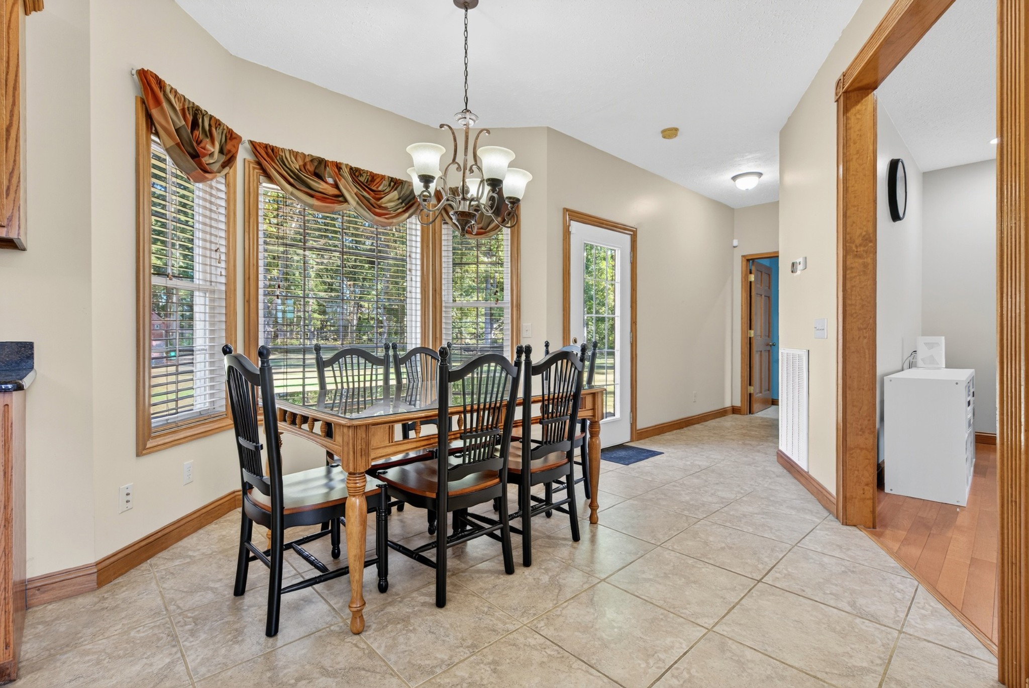 Puryear, Tennessee, 38251, United States, 4 Bedrooms Bedrooms, ,4 BathroomsBathrooms,Residential,For Sale,1981229