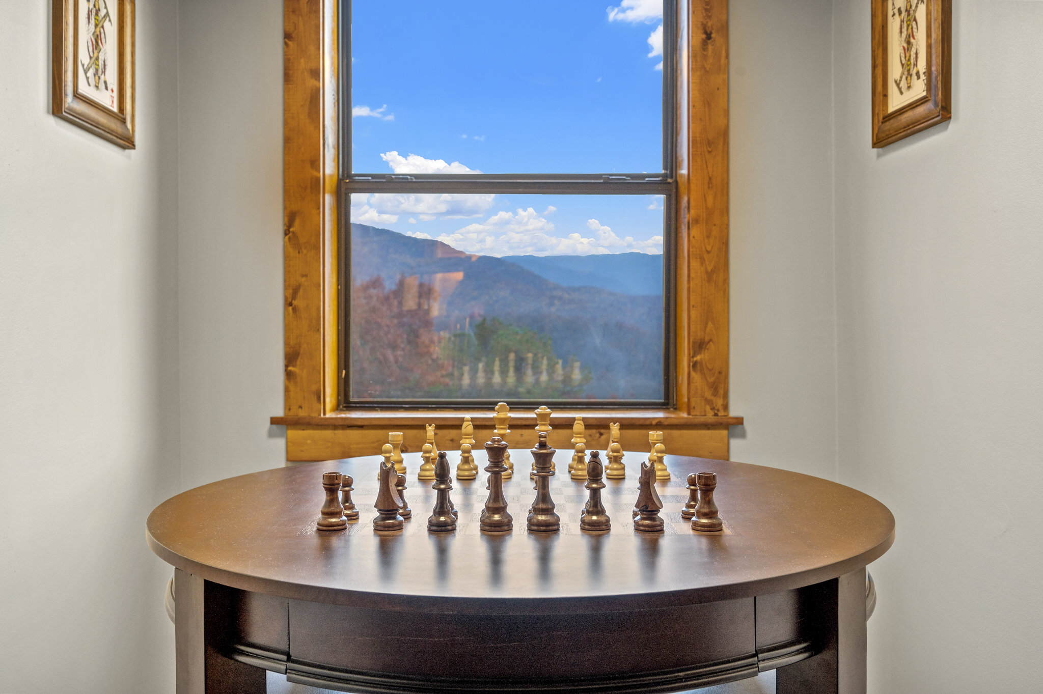 Gatlinburg, Tennessee, 37738, United States, 3 Bedrooms Bedrooms, ,2 BathroomsBathrooms,Residential,For Sale,1987408