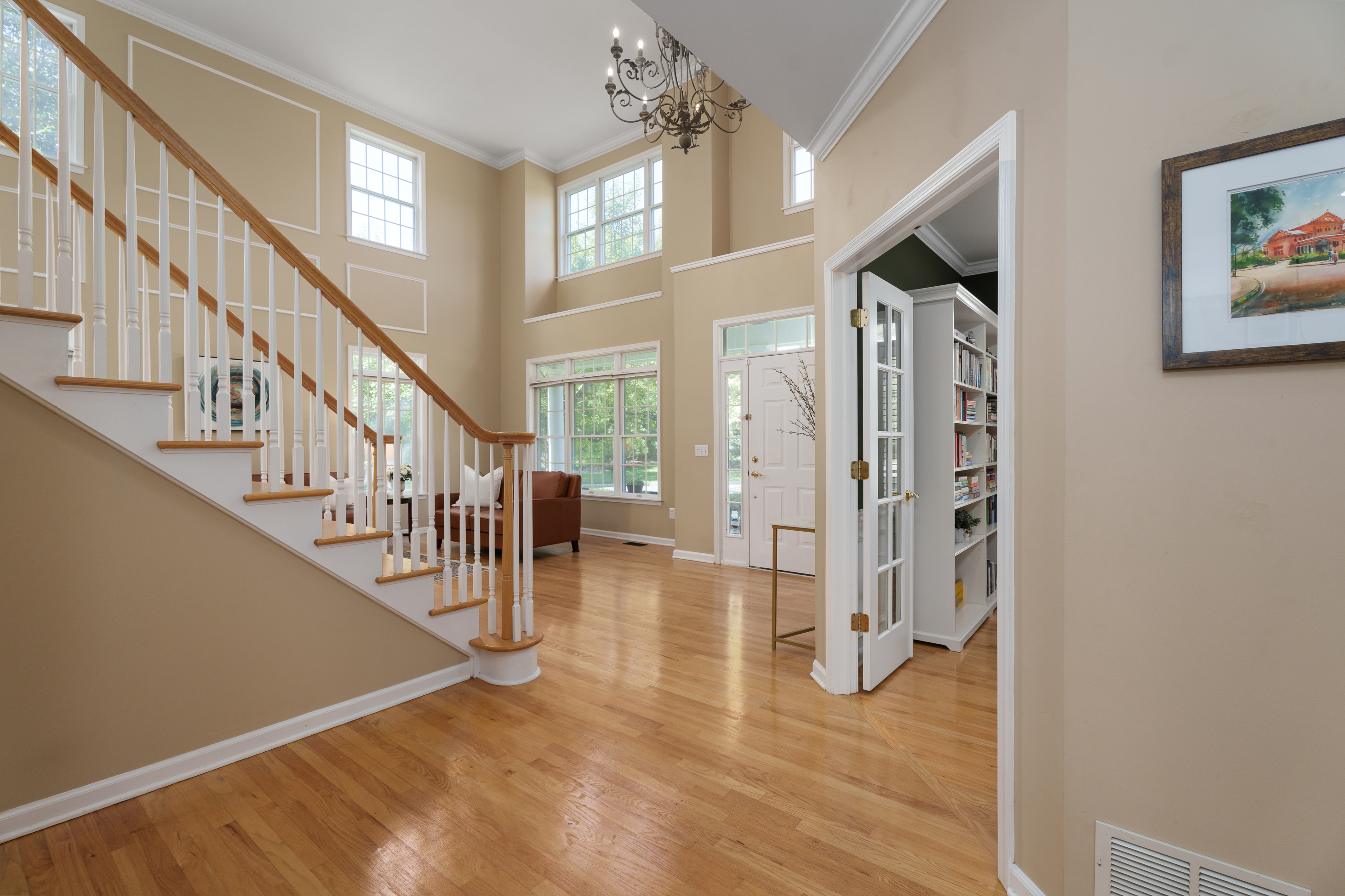  Sunlit and Spacious in Cherry Valley Country Club - 物件實景