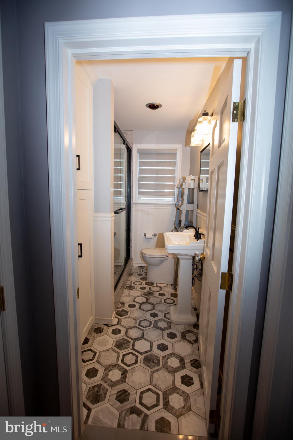 GLENSIDE, Pennsylvania, 19038, United States, 3 Bedrooms Bedrooms, ,3 BathroomsBathrooms,Residential,For Sale,2006101