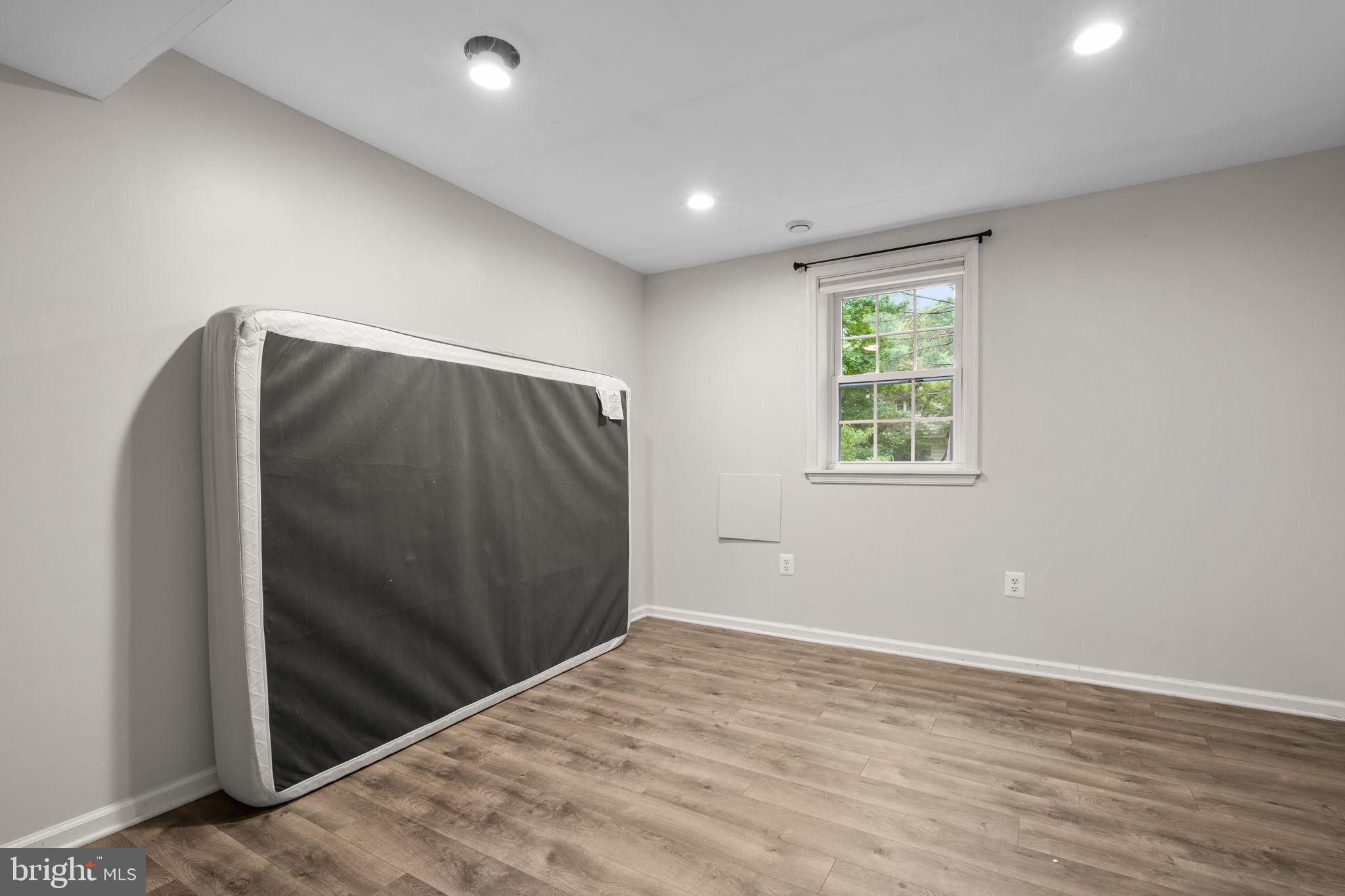 Springfield, Virginia, 22152, United States, 4 Bedrooms Bedrooms, ,4 BathroomsBathrooms,Residential,For Sale,1942783