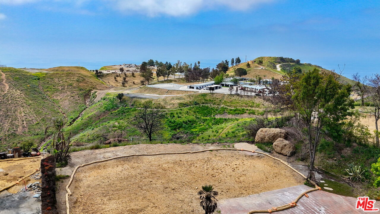 Malibu, California, 90265, United States, ,Land,For Sale,1827117