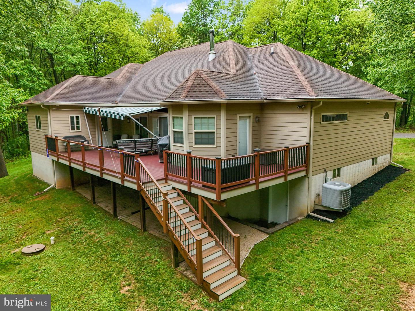 Spring Grove, Pennsylvania, 17362, United States, 3 Bedrooms Bedrooms, ,3 BathroomsBathrooms,Residential,For Sale,1827920