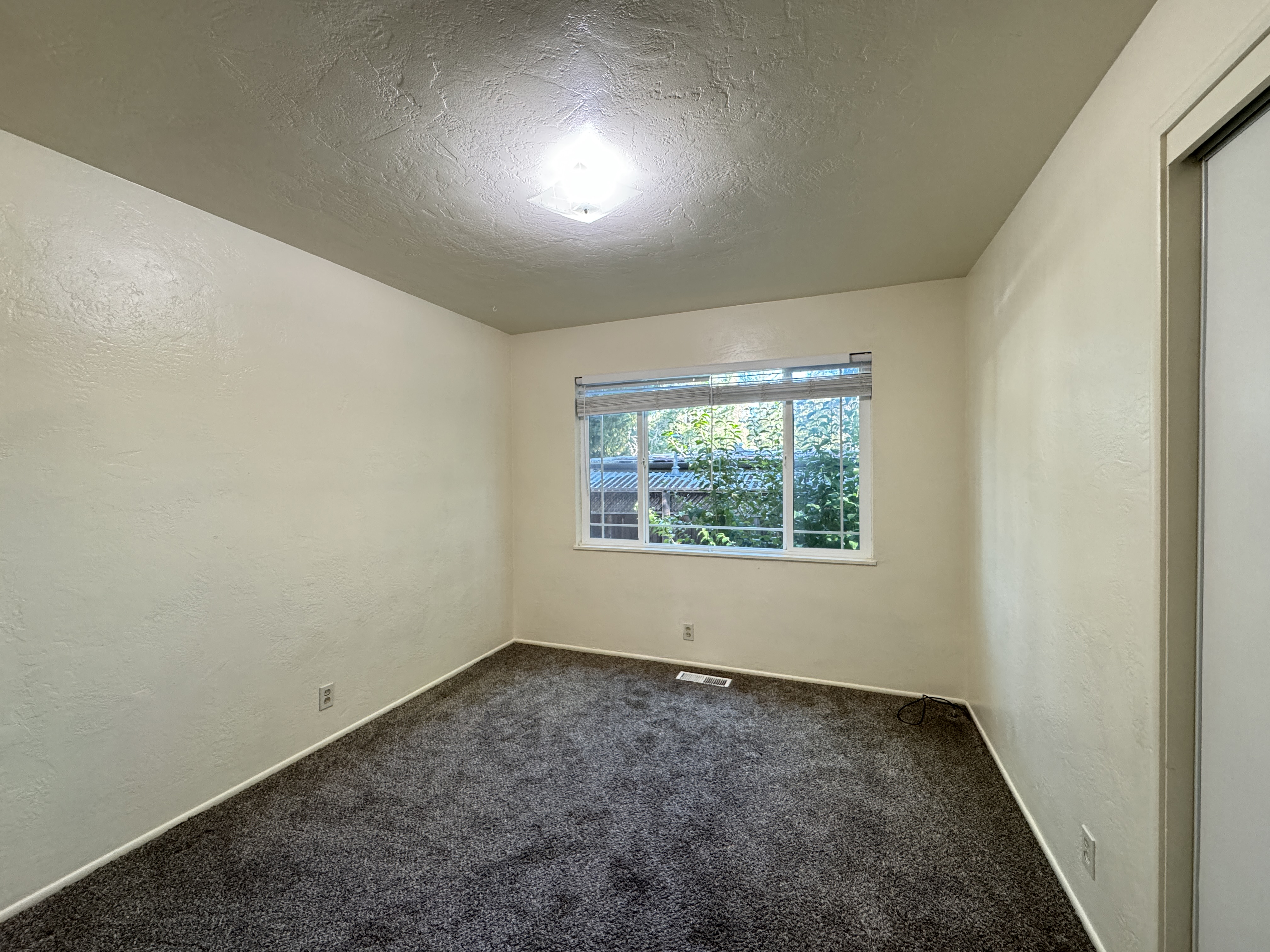 Ukiah, California, 95482, United States, 3 Bedrooms Bedrooms, ,2 BathroomsBathrooms,Residential,For Sale,1845270