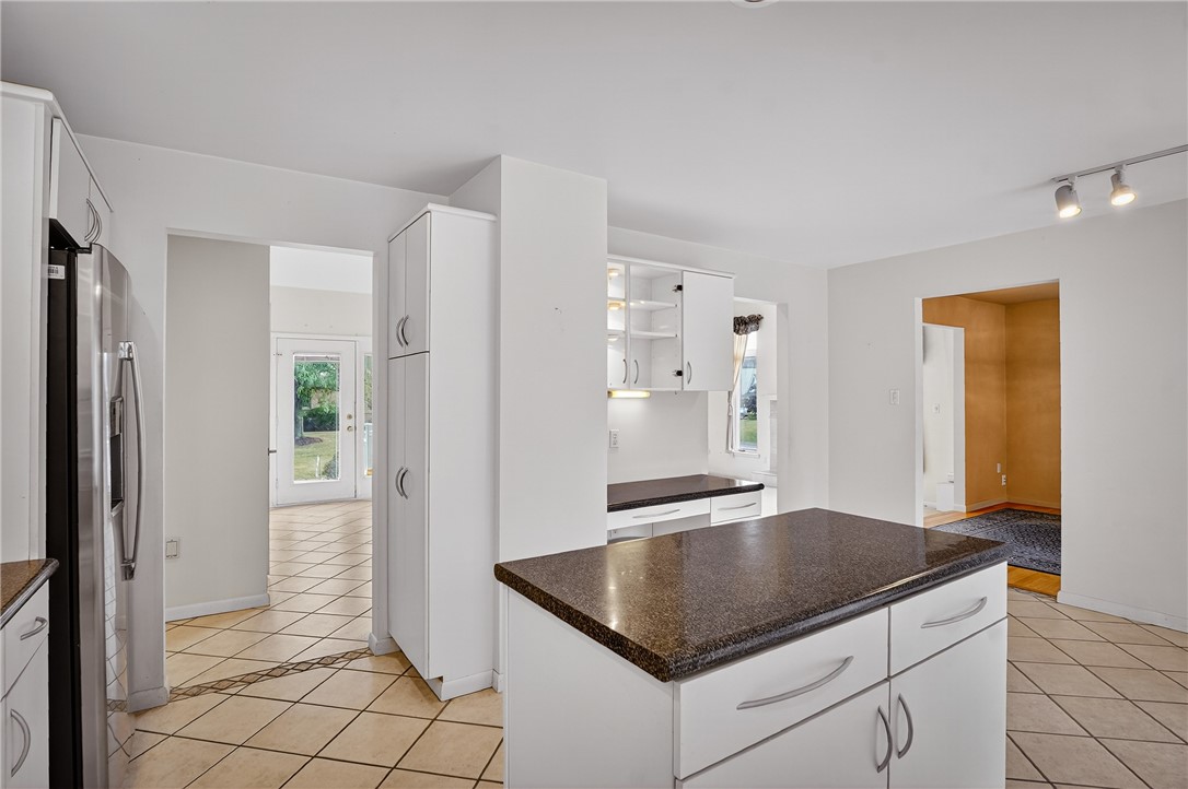 Cranberry Twp, Pennsylvania, 16066, United States, 3 Bedrooms Bedrooms, ,3 BathroomsBathrooms,Residential,For Sale,1932228