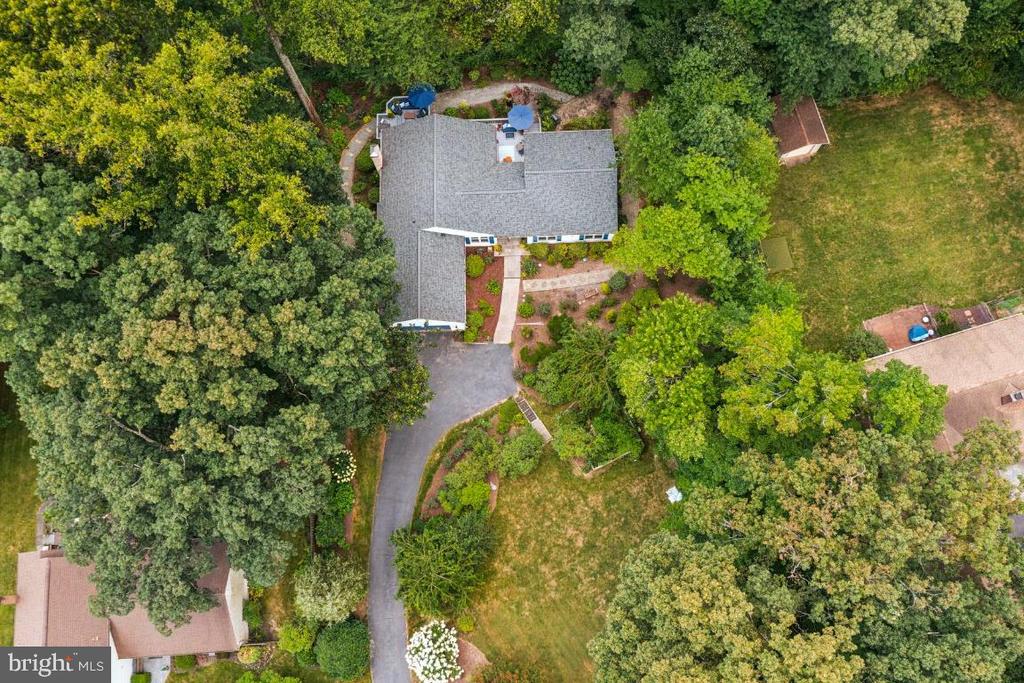 Fairfax, Virginia, 22030, United States, 3 Bedrooms Bedrooms, ,3 BathroomsBathrooms,Residential,For Sale,1904338
