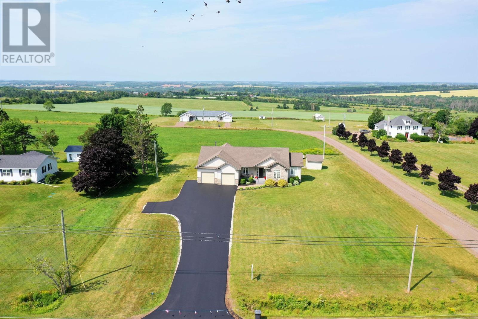 WINSLOE SOUTH, Prince Edward Island, C1E 2Y2, CA, 5 Bedrooms Bedrooms, ,3 BathroomsBathrooms,Residential,For Sale,1875510