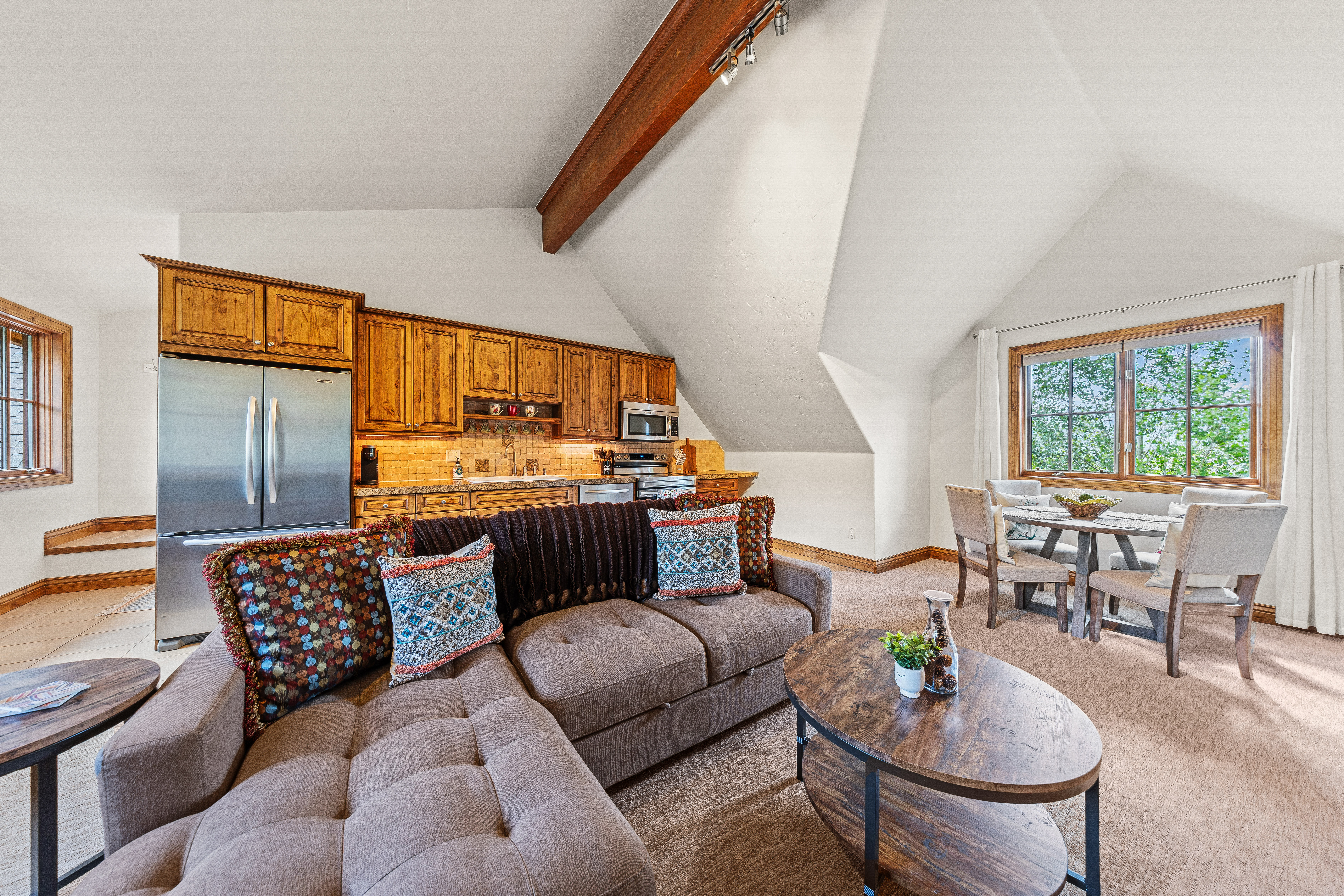  Exceptional Mountain Estate Offering Breathtaking Views - 物件實景