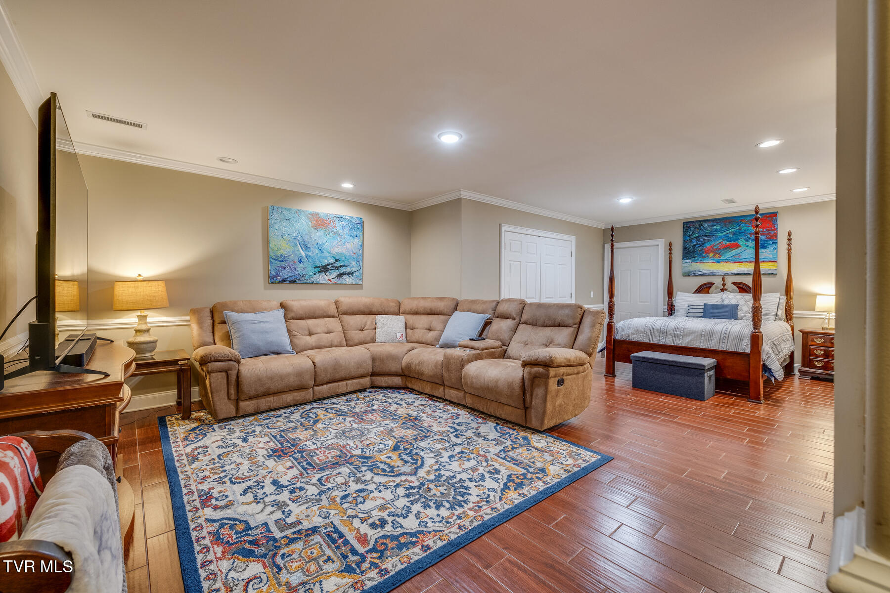 Kingsport, Tennessee, 37664, United States, 5 Bedrooms Bedrooms, ,5 BathroomsBathrooms,Residential,For Sale,1931023
