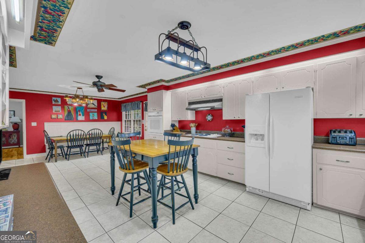 Athens, Georgia, 30606, United States, 5 Bedrooms Bedrooms, ,3 BathroomsBathrooms,Residential,For Sale,1896838