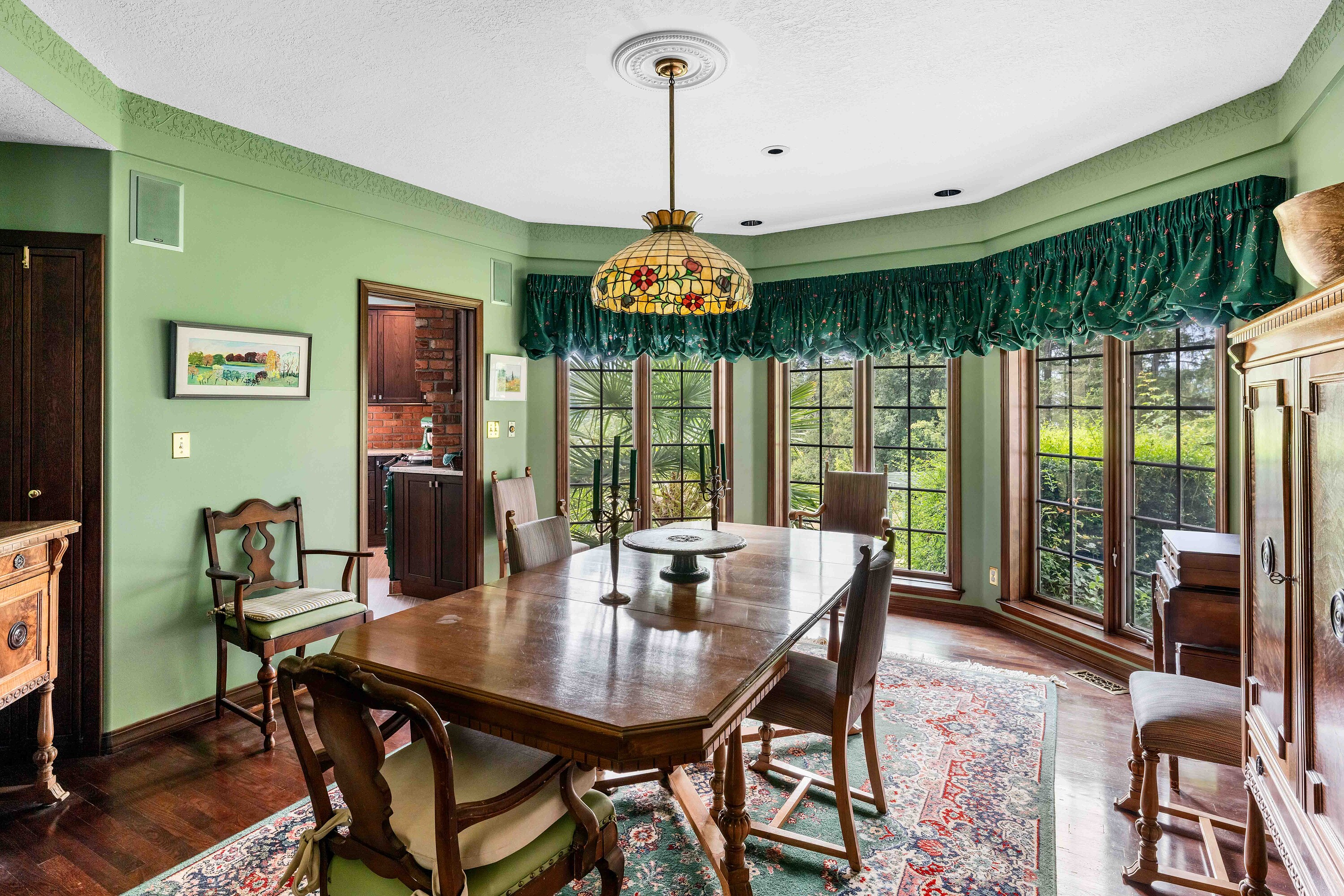  Remarkable Lakefront Estate - 物件實景