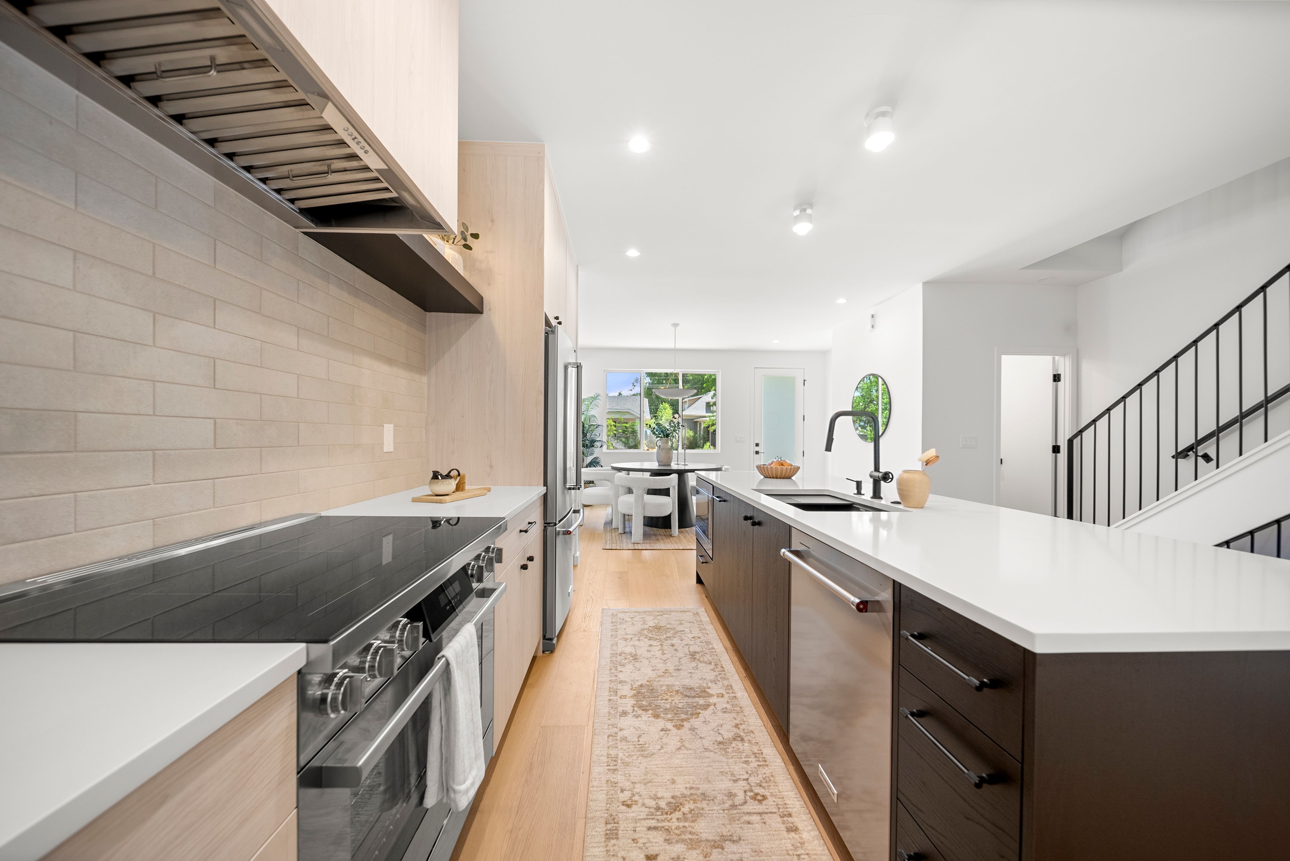  Newly Constructed Residence Redefines Modern Living - 物件實景