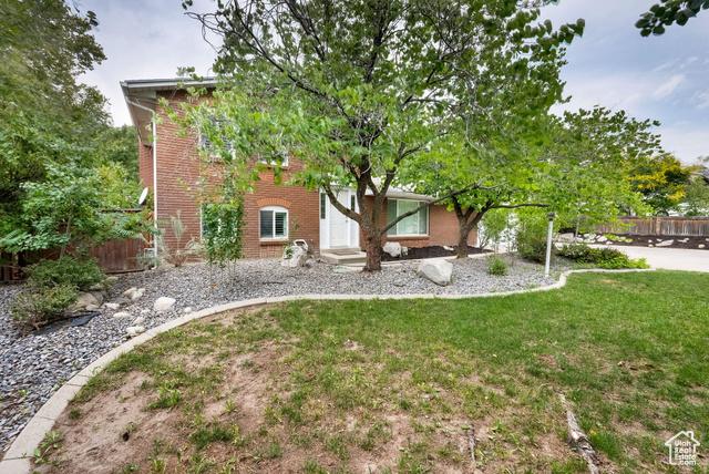 Sandy, Utah, 84092, United States, 4 Bedrooms Bedrooms, ,2 BathroomsBathrooms,Residential,For Sale,1921657