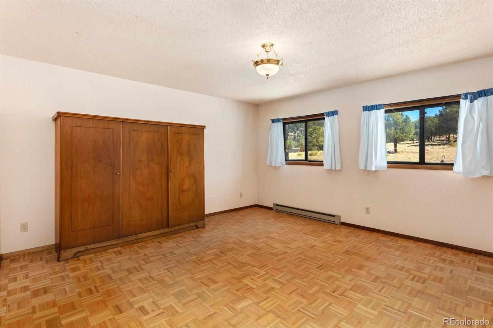 Salida, Colorado, 81201, United States, 3 Bedrooms Bedrooms, ,1 BathroomBathrooms,Residential,For Sale,2043390