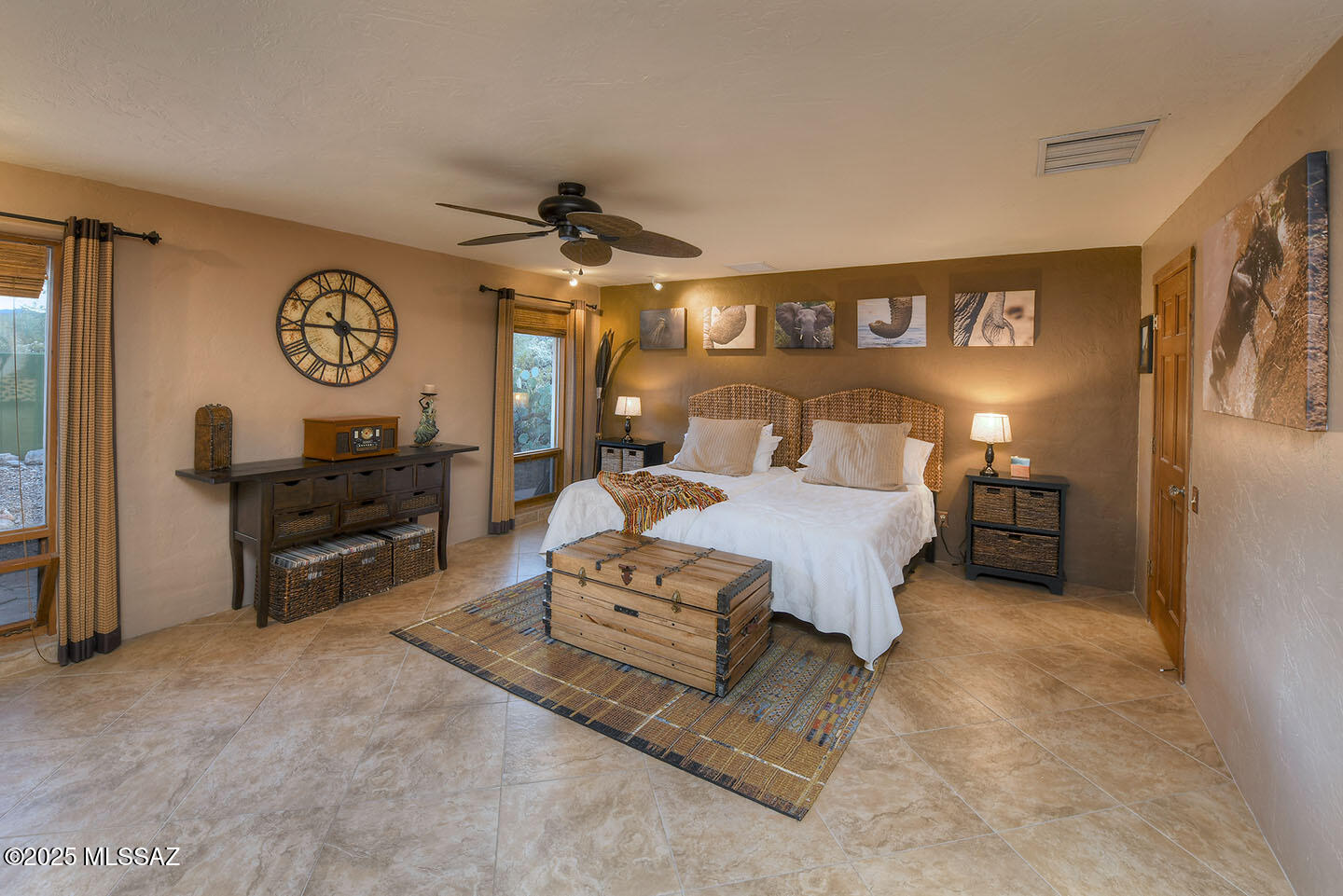 Tucson, Arizona, 85745, United States, 3 Bedrooms Bedrooms, ,3 BathroomsBathrooms,Residential,For Sale,1989628