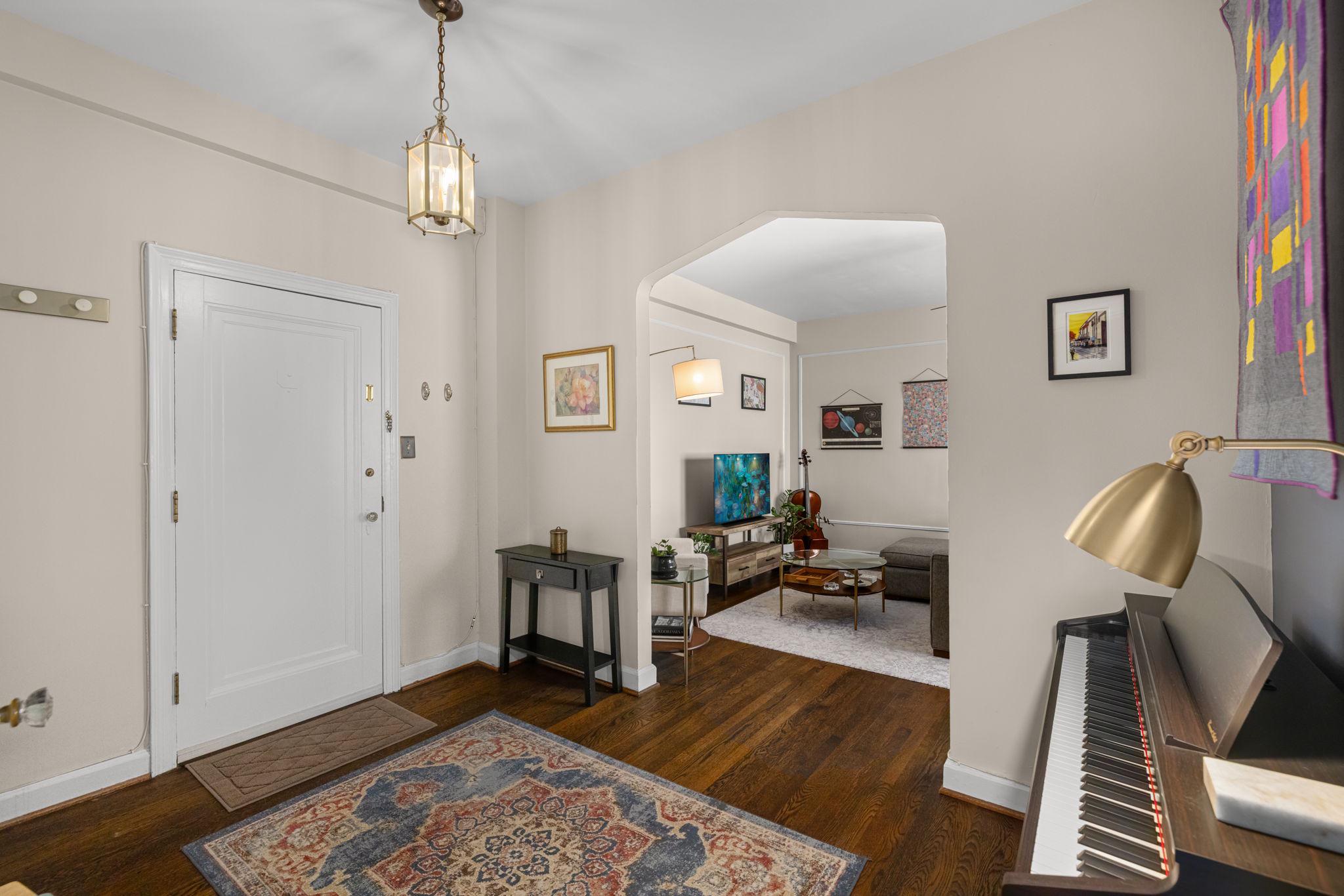  2737 Devonshire Place NW, Washington, DC, 20008 - 物件實景