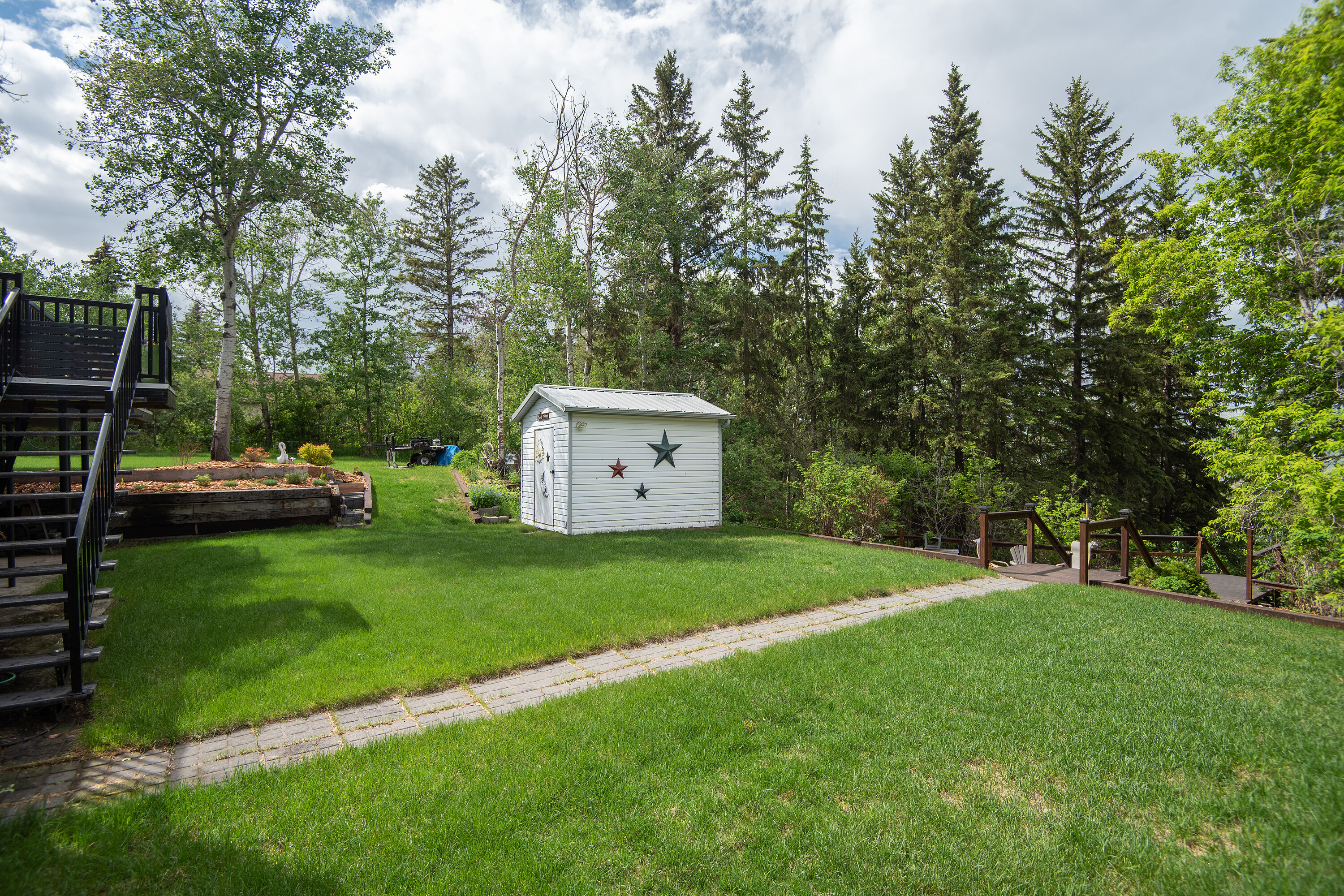  Rural Lacombe County, North - 物件實景