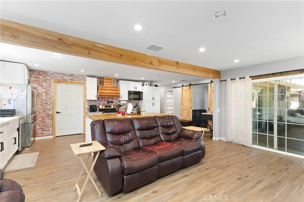 Beaumont, California, 92223, United States, 3 Bedrooms Bedrooms, ,2 BathroomsBathrooms,Residential,For Sale,1951379