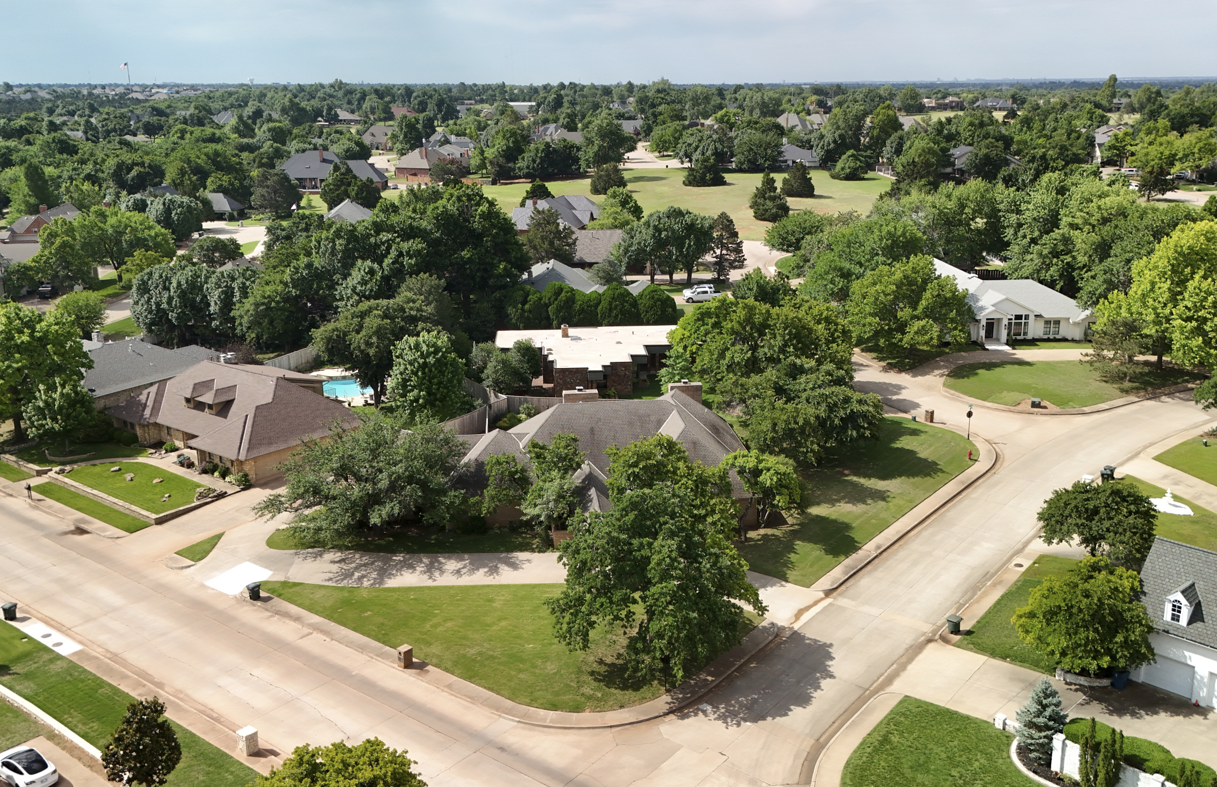  1200 Oak Tree Drive, Edmond, OK 73025 - 物件實景
