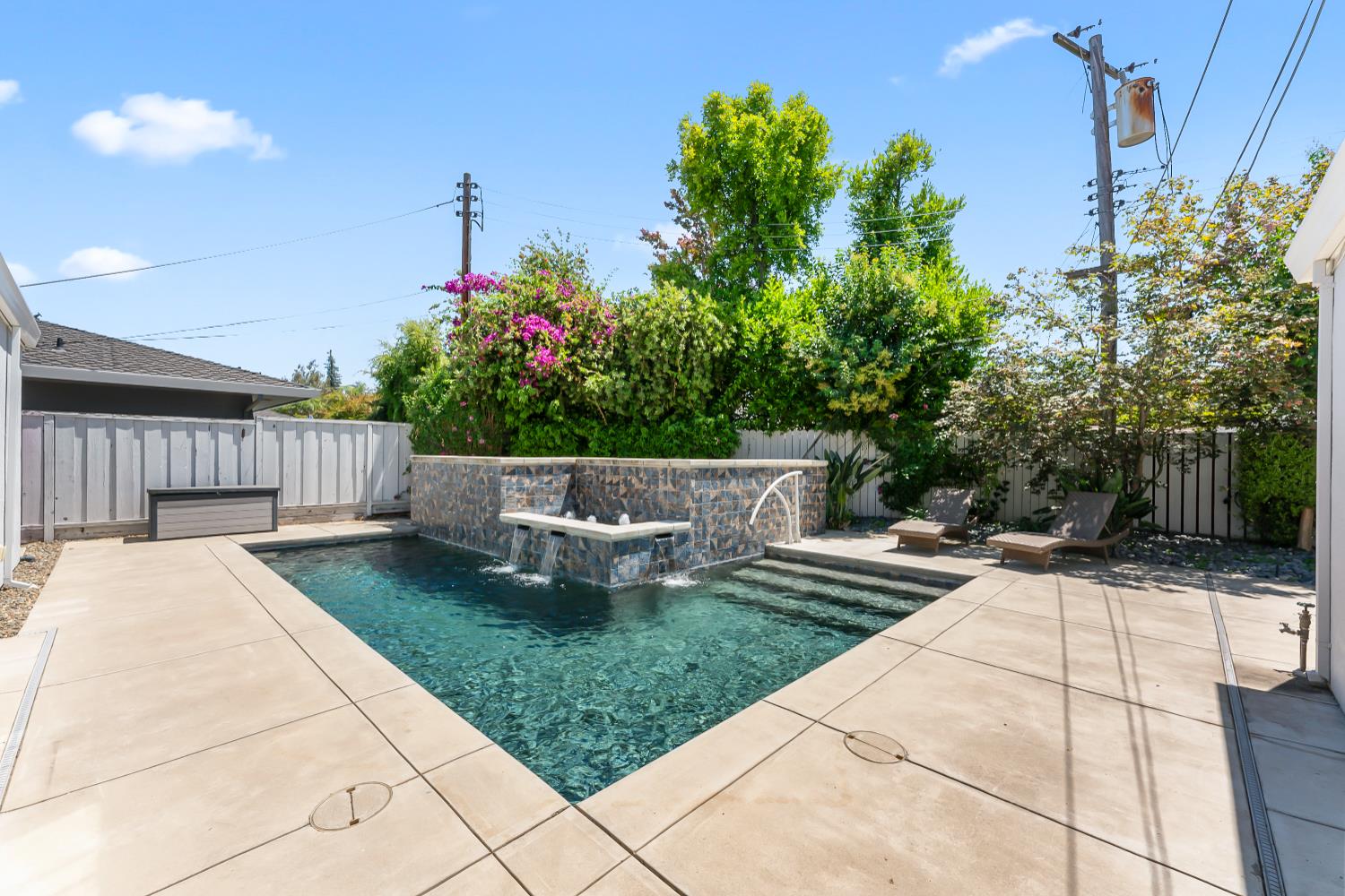 Sacramento, California, 95864, United States, 4 Bedrooms Bedrooms, ,3 BathroomsBathrooms,Residential,For Sale,1906967