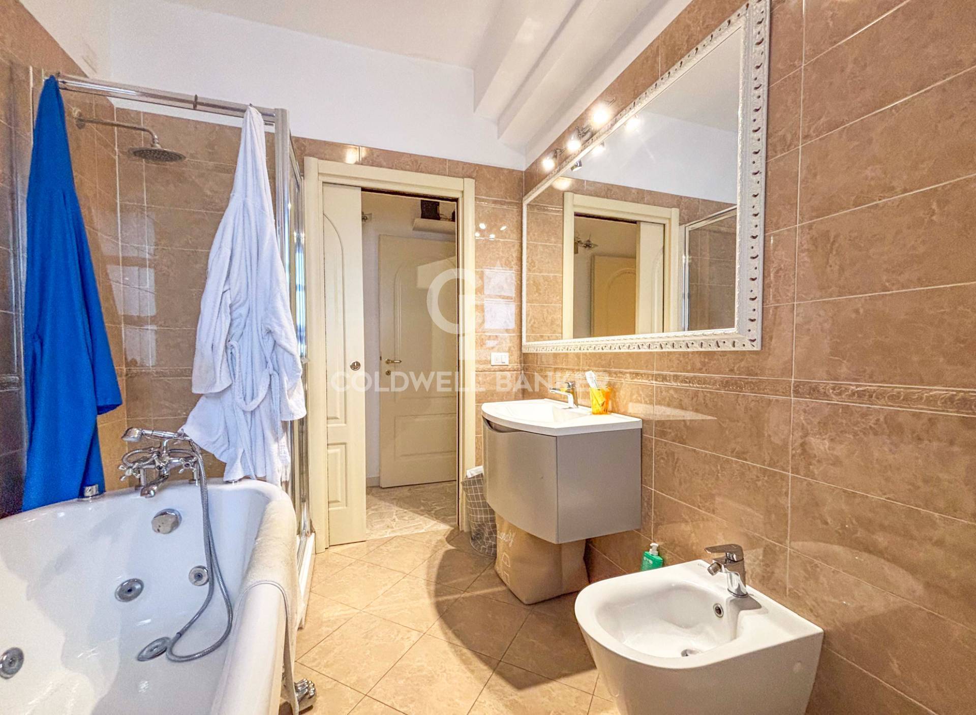 Milano, Milano, 20100, IT, 2 Bedrooms Bedrooms, ,2 BathroomsBathrooms,Residential,For Sale,1875277