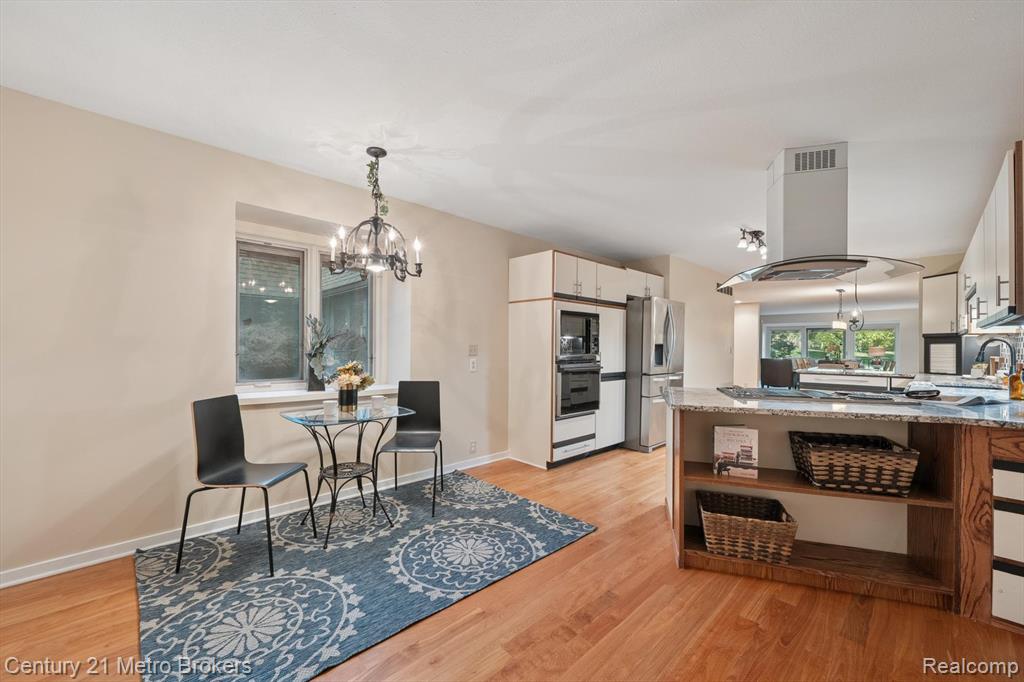 Grand Blanc, Michigan, 48439, United States, 3 Bedrooms Bedrooms, ,5 BathroomsBathrooms,Residential,For Sale,1986103