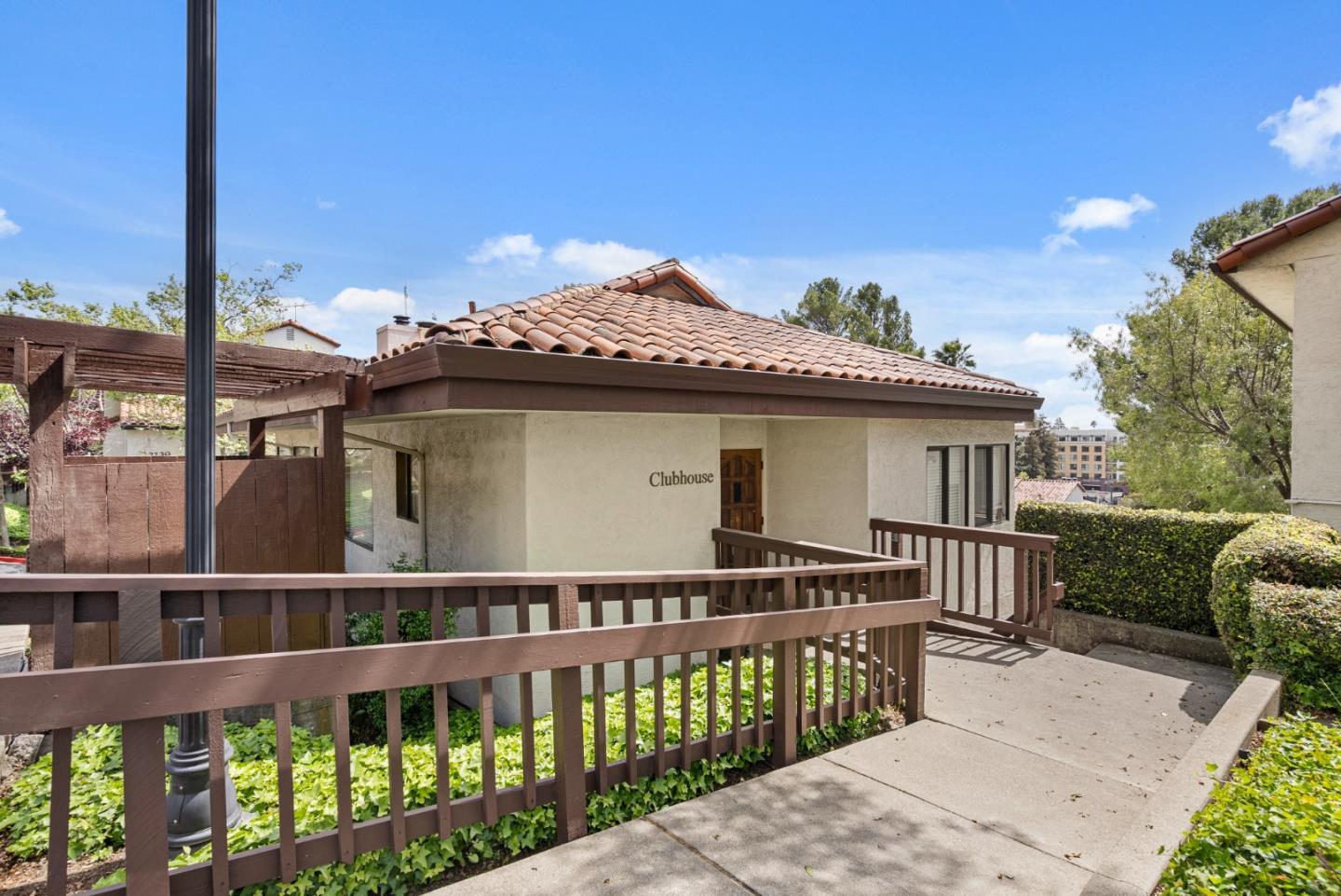 Hayward, California, 94541, United States, 2 Bedrooms Bedrooms, ,2 BathroomsBathrooms,Residential,For Sale,1961712