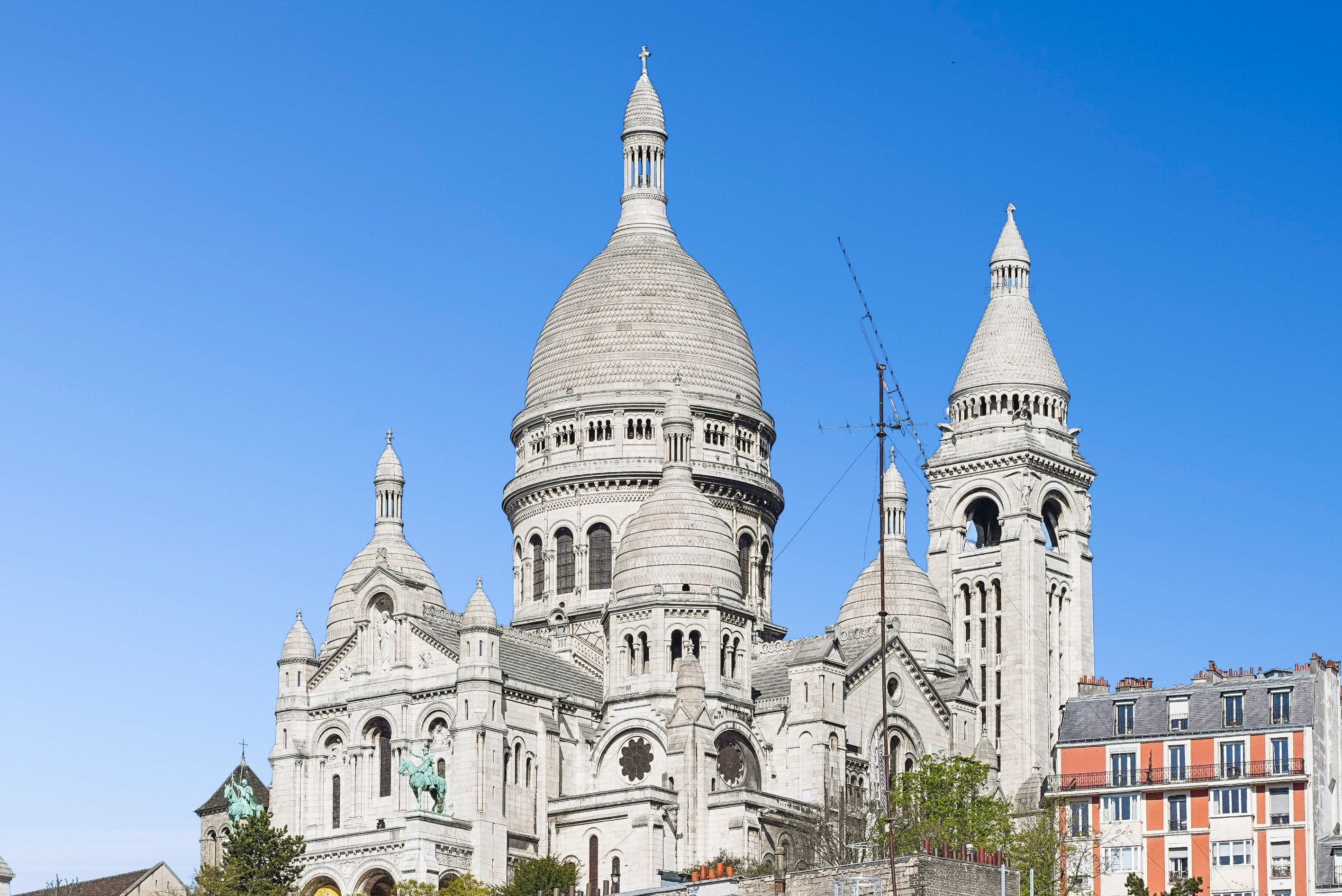  Paris XVIII — In the heart of Montmartre, a bright apartment with views of the … - 物件實景